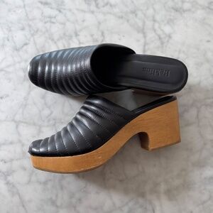 Beklina Ribbed Clog